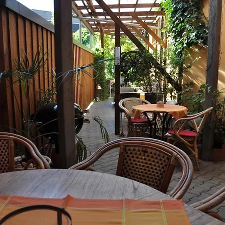 Di Pino 3* Aue (Saxony)